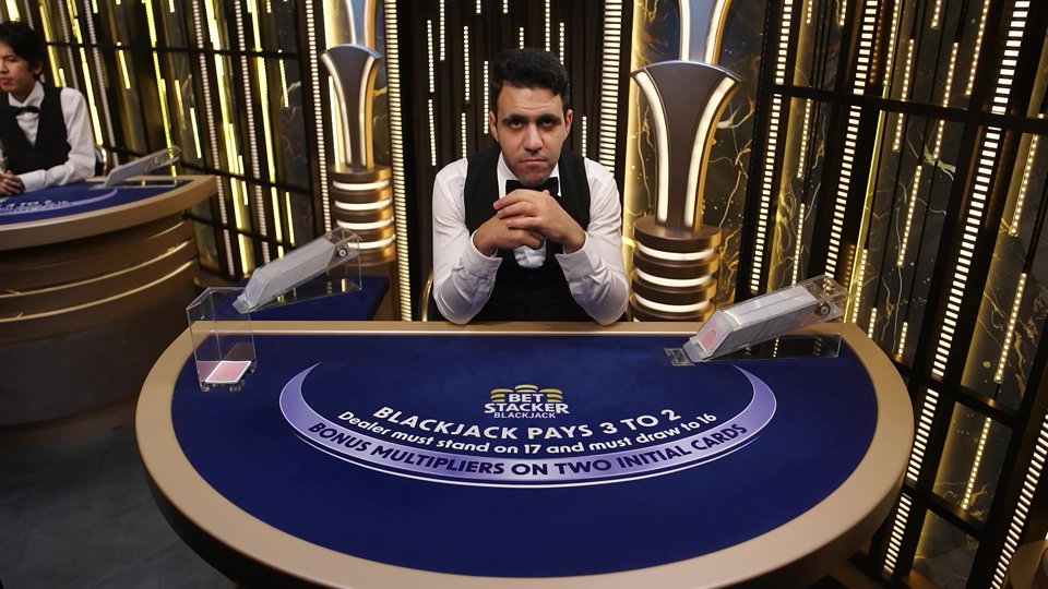 Live preview for Bet Stacker Blackjack 4